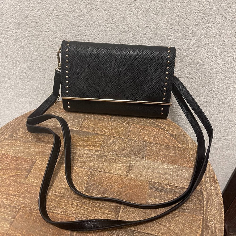 Save The Girls Phone Crossbody w/ Touchscreen Access - Timeless 2.0